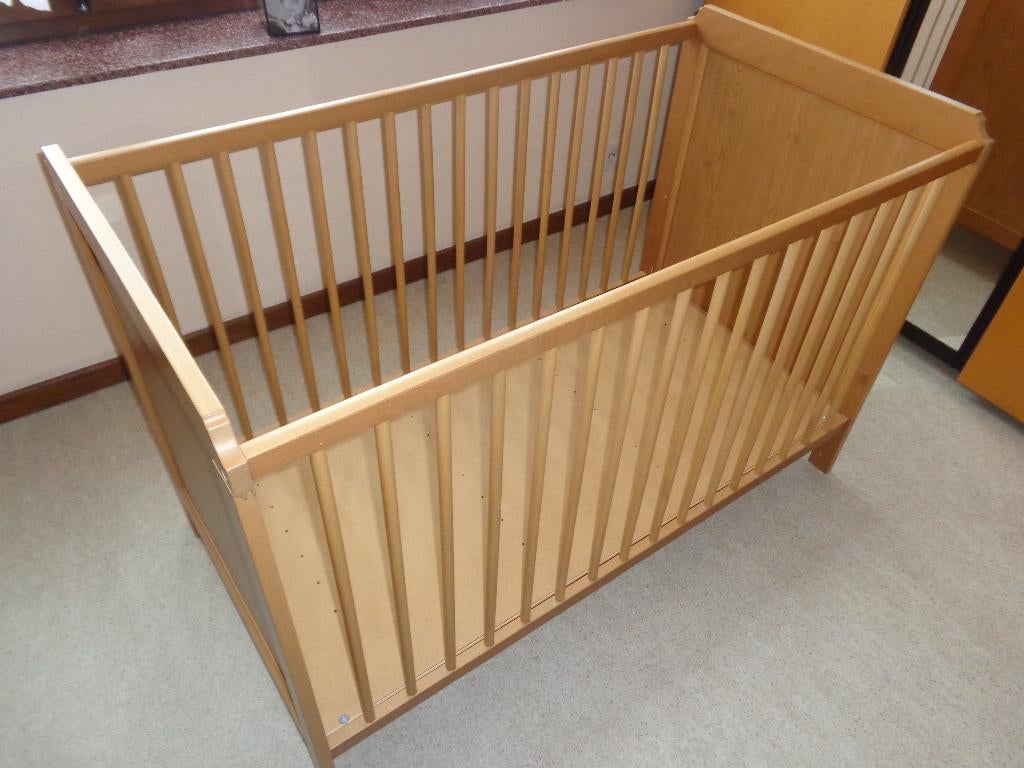 Lit cage pour enfant en bois avec matelas, Enlèvement, Matelas