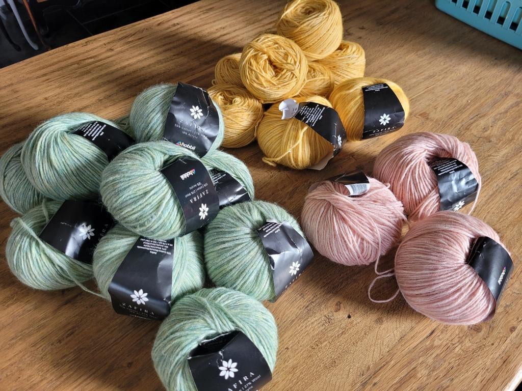 lot 22 ballen breigaren Zafira van Hobbii aig. 5,5 nieuw, Ophalen of Verzenden, Nieuw, Breien of Haken, Wol of Garen