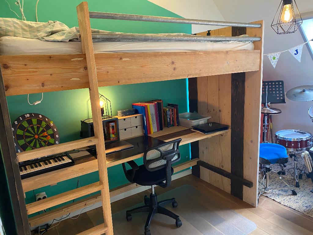 Hoogslaper steigerhout met bureau, Ophalen, Gebruikt, Hoogslaper