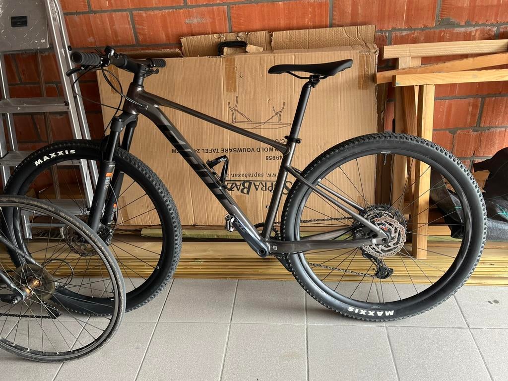 Giant XTC SLR 29 2 maat M, Vélos & Vélomoteurs, Enlèvement, Giant