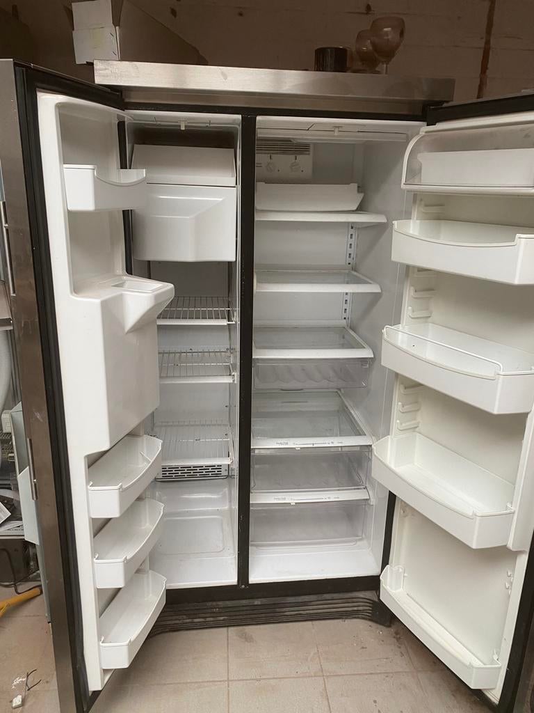 Amerikaanse ijskast, Elektronische apparatuur, Koelkasten en IJskasten, Ophalen, Gebruikt, Met vriesvak