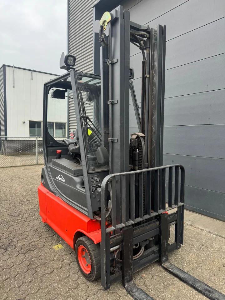 Linde E16-02 1,6 ton elektrische heftruck (bj 2001), Zakelijke goederen, 1000 tot 2000 kg, Elektrisch, Heftruck, Linde