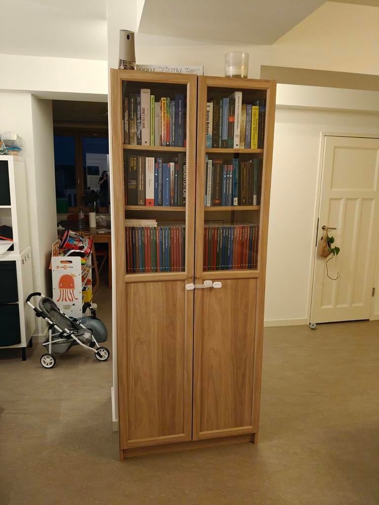 2x Billy boekenkast met deuren Ikea eiken kleur, Ophalen, Met deur(en)