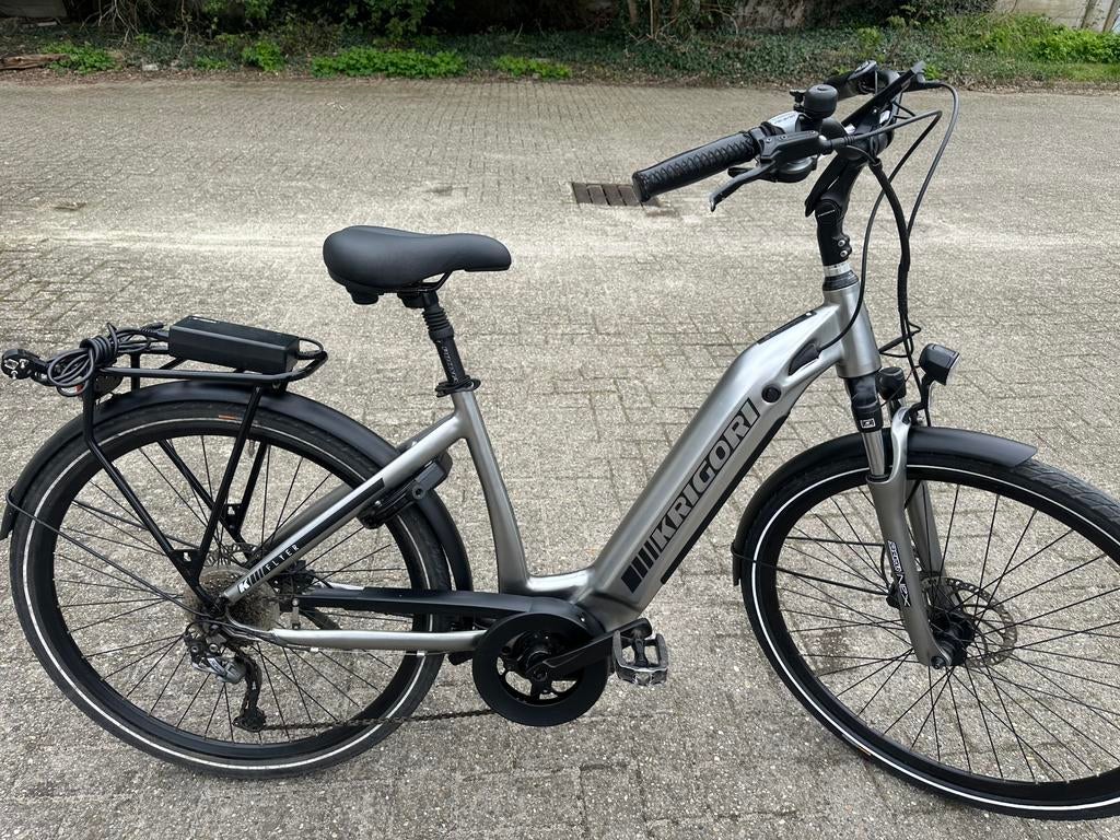 Elektrische fiets, Fietsen en Brommers, Ophalen, Zo goed als nieuw