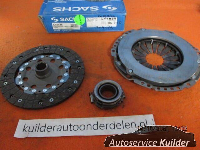 Koppelingset Toyota Avensis  Corolla Rav 4  2.0d4d SACHS, Neuf, -, Toyota, -