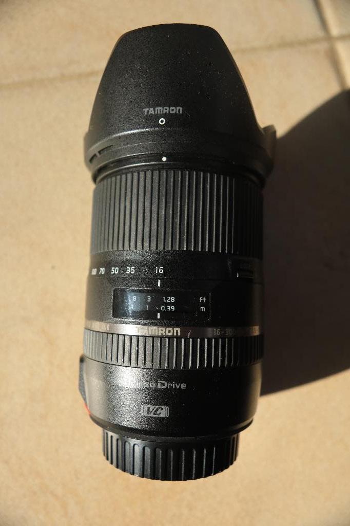 TAMRON 16-300 mm f3.5-6.3 PZD DI II voor CANON EF-S, Audio, Tv en Foto, Foto | Lenzen en Objectieven, Ophalen, Zo goed als nieuw