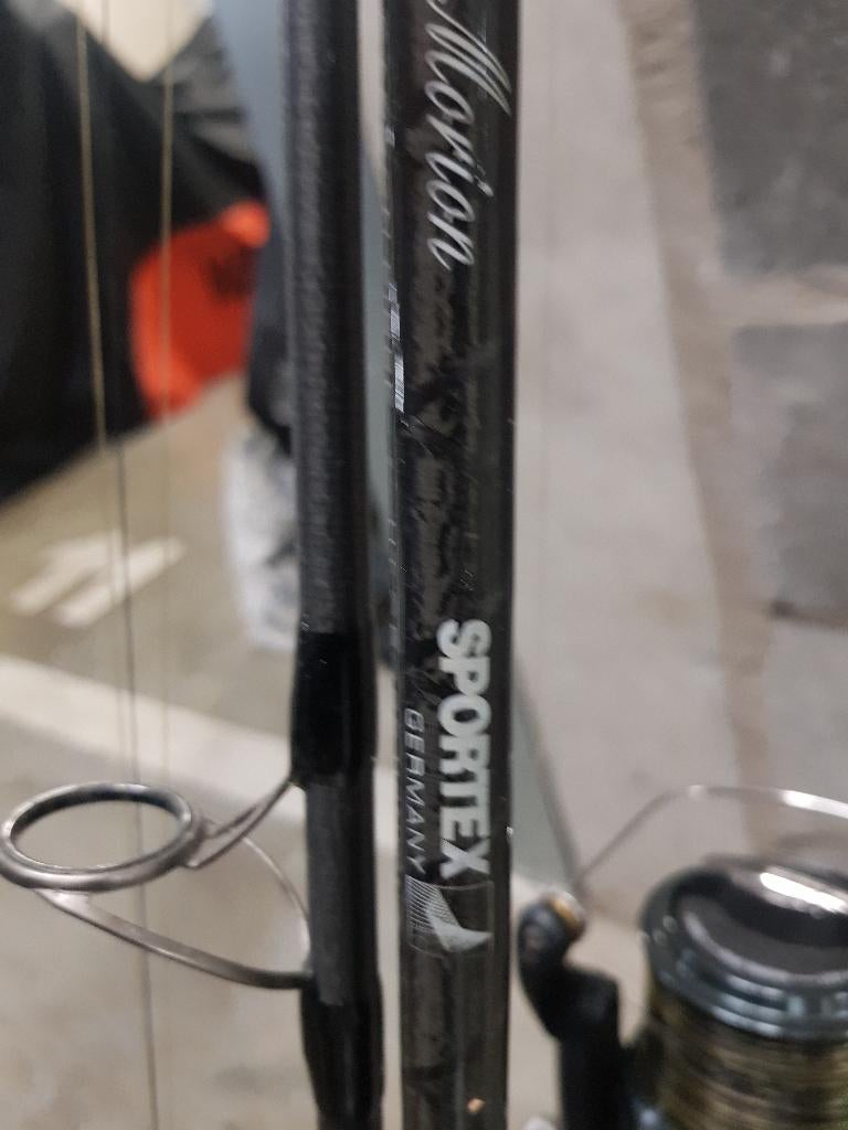 2 karperhengels  merk Sportex morion in zeer goede staat, Watersport en Boten, Hengelsport | Karpervissen, Ophalen, Zo goed als nieuw