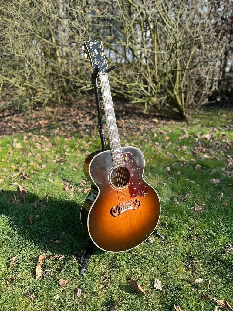 Gibson sj200 sunburst, Muziek en Instrumenten, Snaarinstrumenten | Gitaren | Akoestisch, Ophalen, Gebruikt