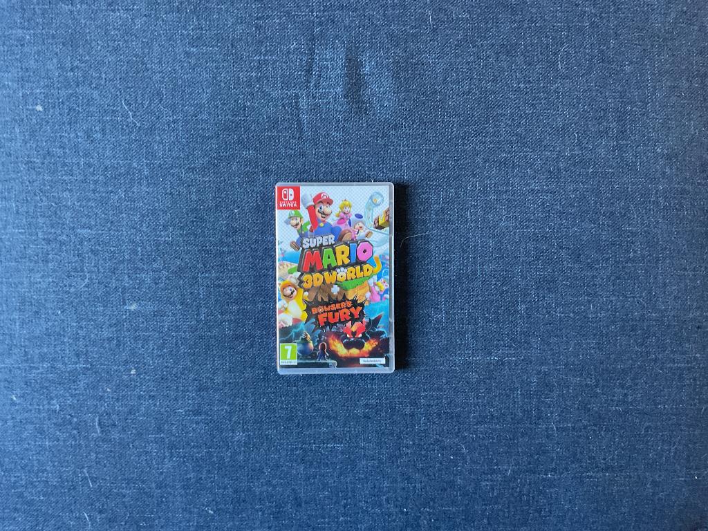 Super mario 3d world, Games en Spelcomputers, Games | Nintendo Switch, Online, 1 speler, Zo goed als nieuw, Vanaf 7 jaar