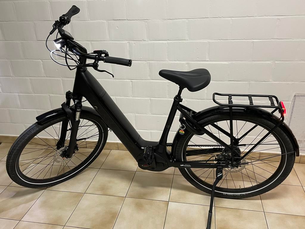 Elektrische damesfiets trek district M, Fietsen en Brommers, (Extra) lage instap, Zo goed als nieuw, 50 tot 53 cm, Ophalen