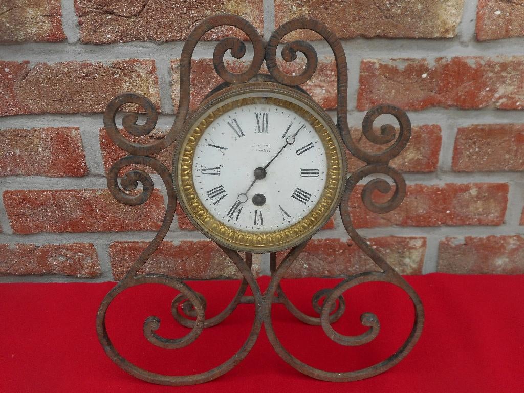 ancienne horloge Fabr. Bruxelles et fer forgé, Enlèvement ou Envoi