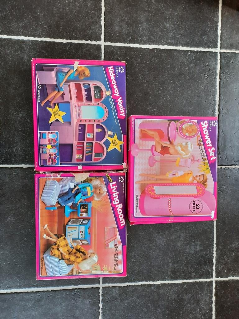 Barbie speelgoed, Ophalen