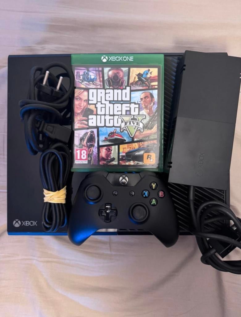 Xbox One met Gta 5, Games en Spelcomputers, Spelcomputers | Xbox One, Ophalen, Zo goed als nieuw, Xbox One