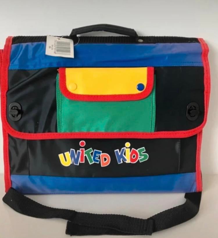Kids United kleuterboekentas Nieuw, Bijoux, Sacs & Beauté, Sacs | Cartables, Enlèvement ou Envoi, Autres couleurs, 30 à 40 cm