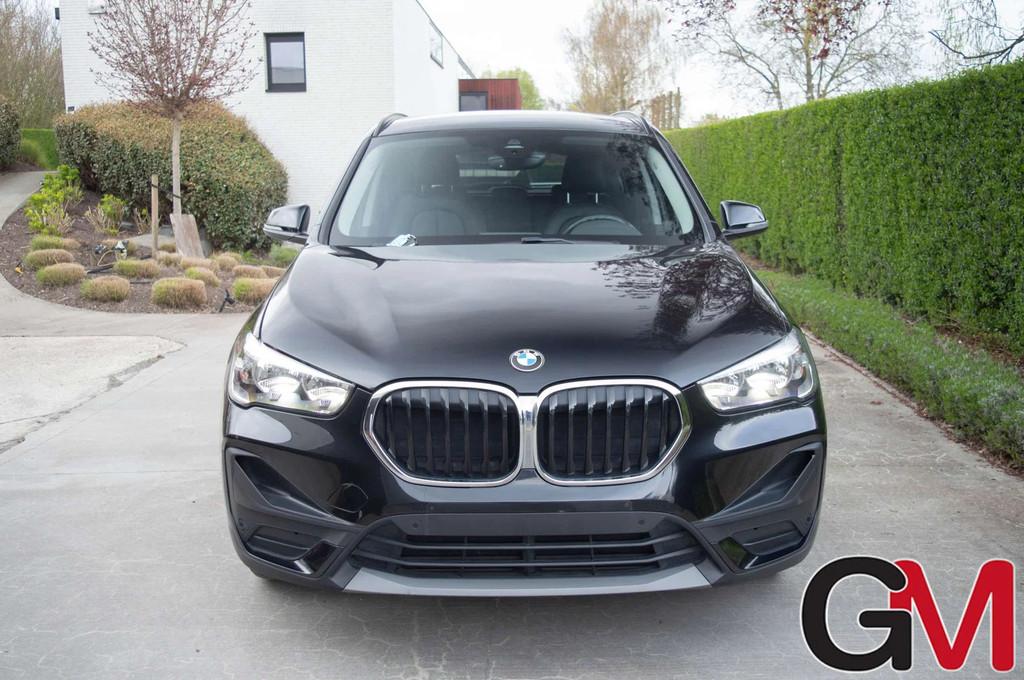 BMW X1 X1 1.5iA sDrive18 OPF (EU6AP) (bj 2021, automaat), Gebruikt, Euro 6, Zwart, 5 zetels
