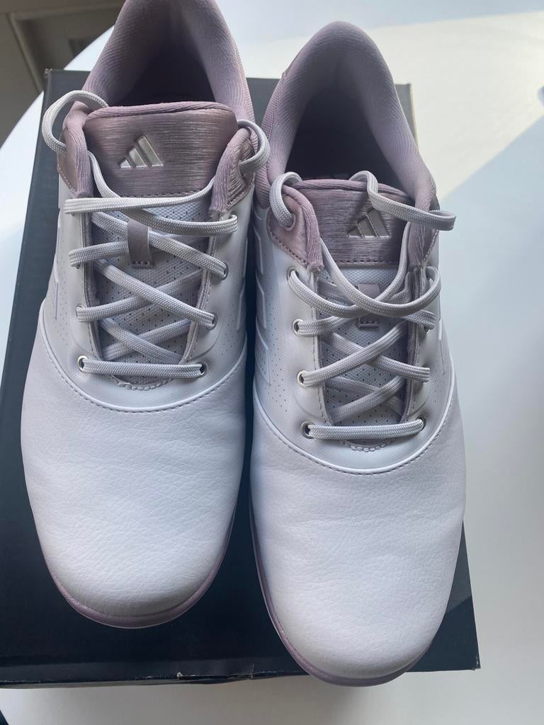 Nieuwe dames golfschoenen maat 40,5 maar tailleerd 40, Sport en Fitness, Golf, Ophalen of Verzenden, Nieuw