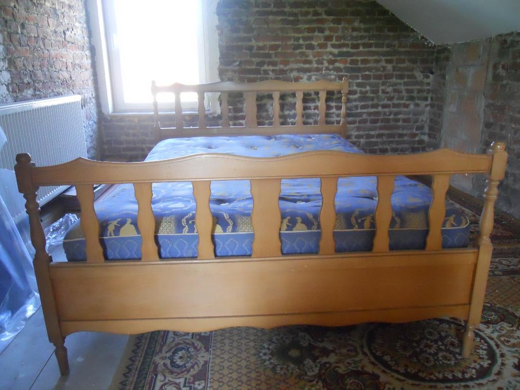 lit breton, 140 cm, Brun, Enlèvement, Utilisé