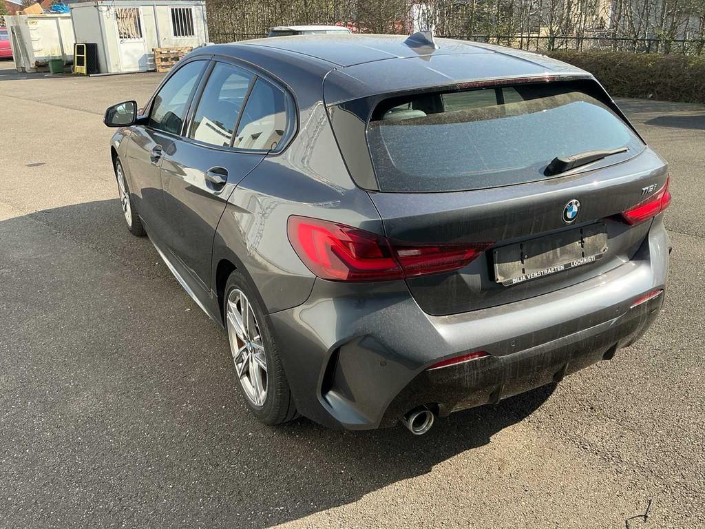BMW - 118i (F40) - M-pack - Personenauto, Auto's, BMW, 1 Reeks, Gebruikt, Euro 6, Bedrijf