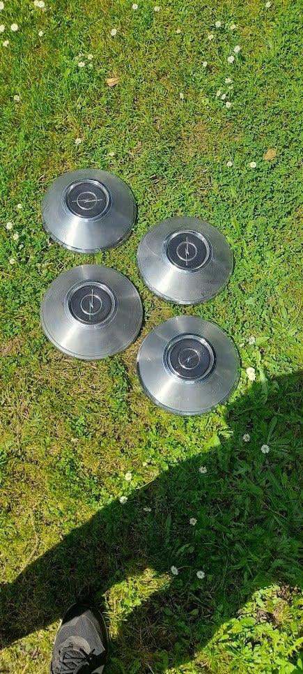 Wieldeksels opel commodore B, Gebruikt, Velg(en), Ophalen of Verzenden, Personenwagen