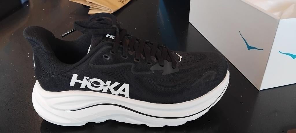 Hoka dames sportschoenen maat euro 38, Sports & Fitness, Course, Jogging & Athlétisme, Enlèvement, Neuf, Autres marques