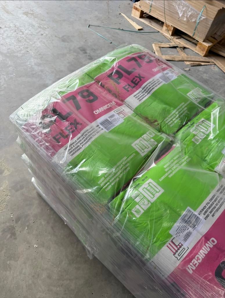 Omnicol PL79 tegellijm S1 flex, Doe-het-zelf en Bouw, Vloerdelen en Plavuizen, Ophalen, Zo goed als nieuw
