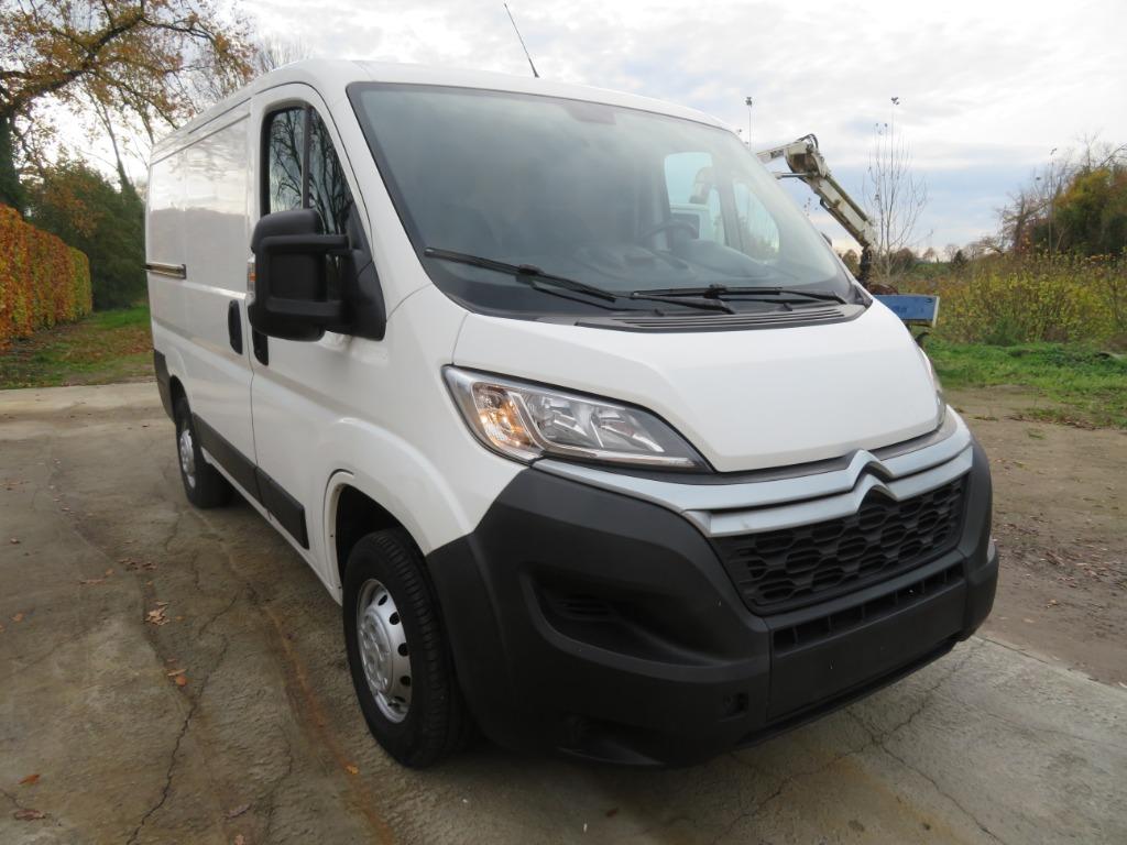 Citroën Jumper - L1H1 - 2.2 BlueHDi - 102.521km - 2021 - €6d, Auto's, Voorwielaandrijving, 4 deurs, Stof, 4 cilinders