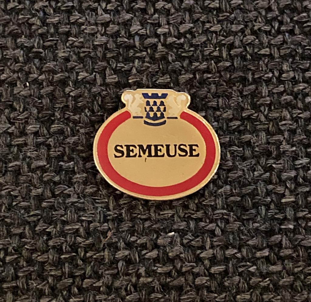 PIN - SEMEUSE, Collections, Envoi, Utilisé, Autres sujets/thèmes, Insigne ou Pin's