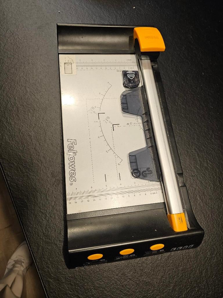 Papiersnijder, Enlèvement ou Envoi, Utilisé