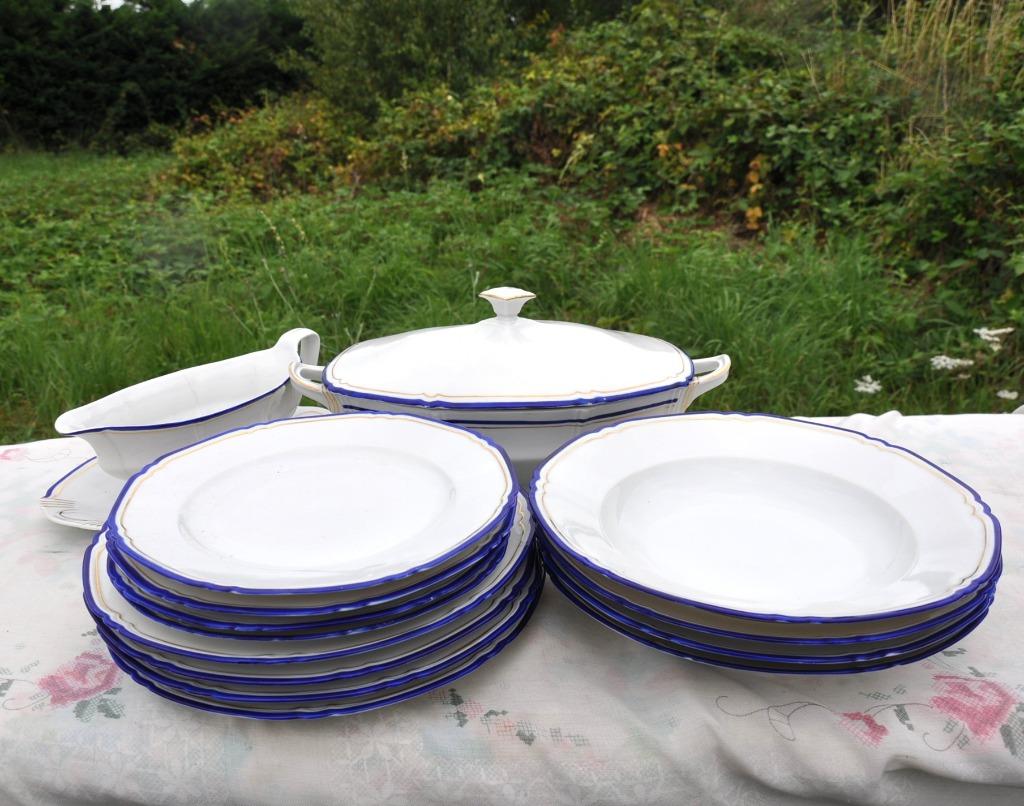 partie de service de table porcelaine + 4 assiette Palissy, Ophalen