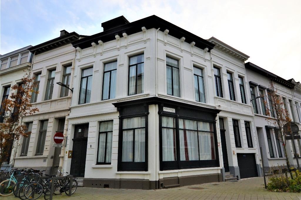 Belle maison étudiante - 5 pièces, Immo, Chambre (d'étudiants), Antwerpen, 298 kWh/m²/an, Jusqu'à 200 m²