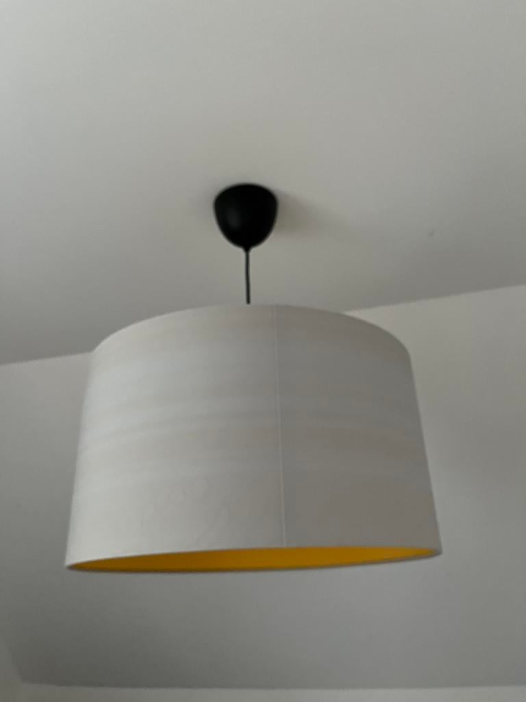 Grijze lamp met geel oria made, Huis en Inrichting, Lampen | Hanglampen, Ophalen, Zo goed als nieuw