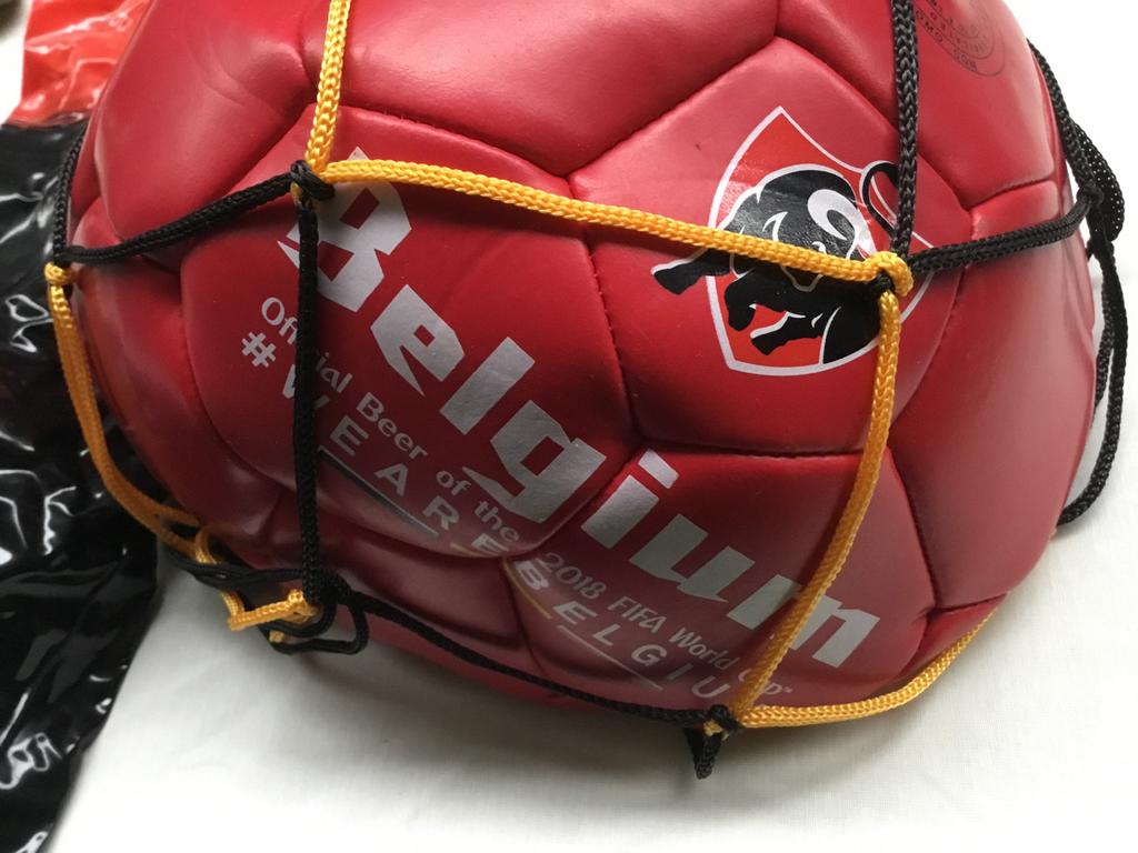 Ballon de foot Jupiler Belgium 2018, Collections, Enlèvement ou Envoi, Comme neuf