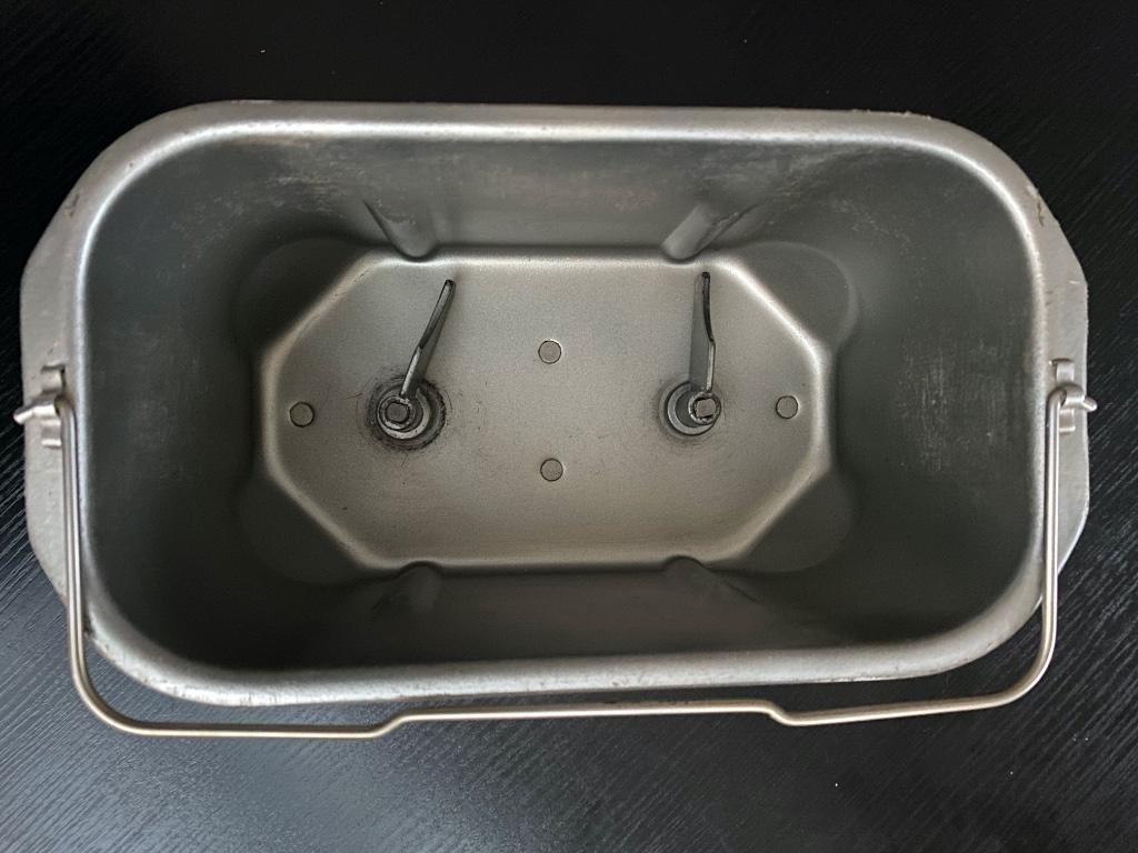 Broodbak kuip met 2 kneedhaken, Elektronische apparatuur, Broodbakmachines, 800 tot 1200 gram deeg, Ophalen of Verzenden, Gebruikt