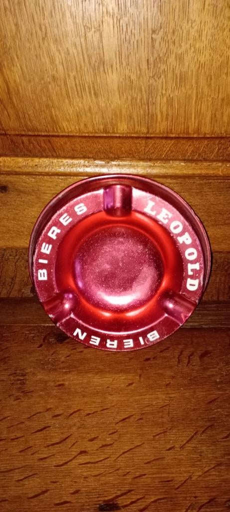 Brasserie bier oude asbak Léopold, Ophalen of Verzenden