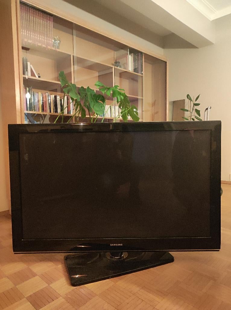 TV Grand Ecran SAMSUNG, Enlèvement, Comme neuf, 100 cm ou plus, Samsung