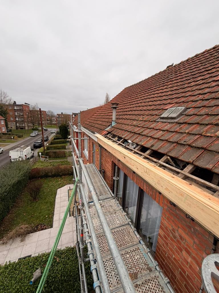 Recherche Ouvriers,, toiture autonome, Enlèvement ou Envoi, Comme neuf