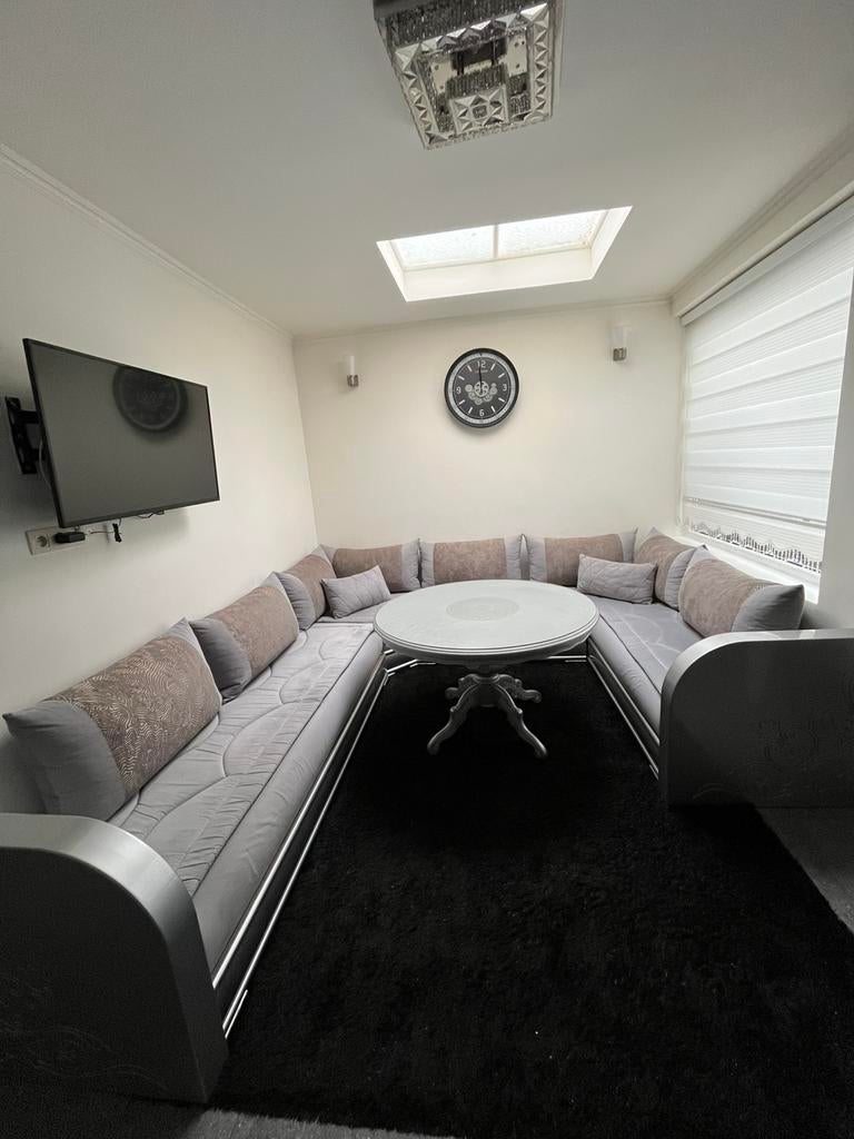 Marokkanse zitbanken + tafel MOET NU WEG!!!, Ophalen of Verzenden, Zo goed als nieuw, Vierpersoons of meer