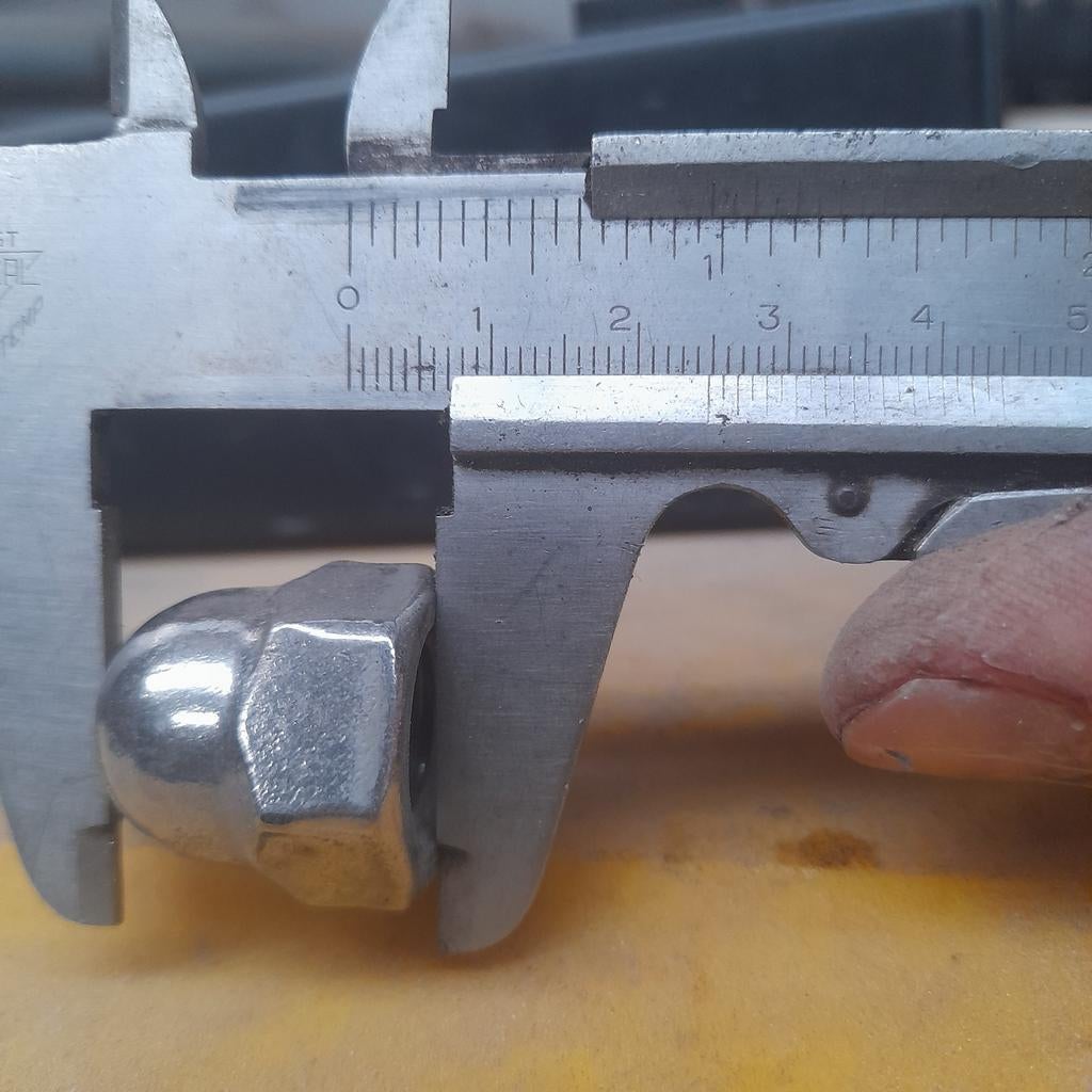 Bolkopmoeren inox, Ophalen