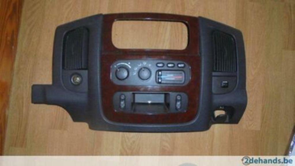 Middenconsole dodge ram 3de gen, Ophalen, Gebruikt, Amerikaanse onderdelen, Deur