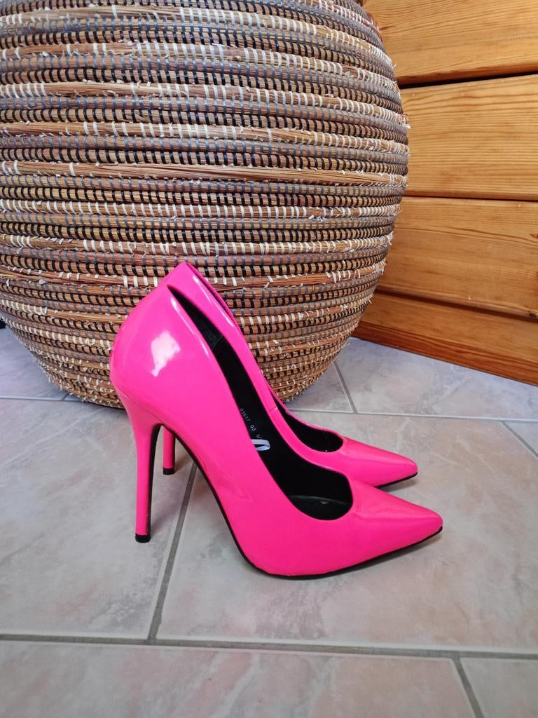 Pompen, Kleding | Dames, Schoenen, Pumps, Verzenden, Zo goed als nieuw, Roze