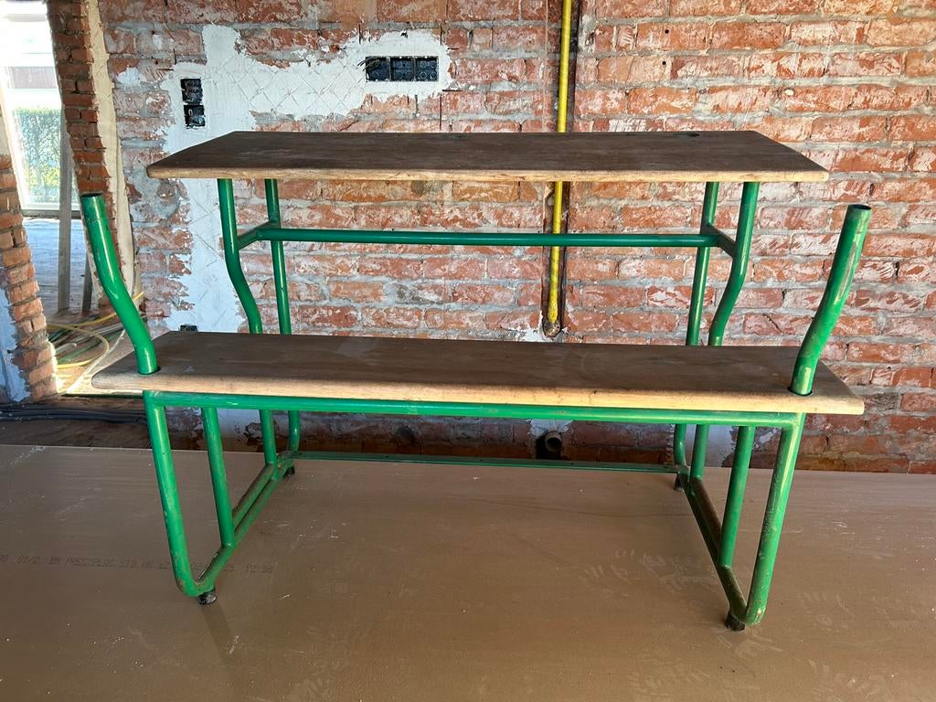 Schoolbank groen, Enlèvement