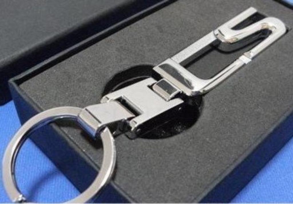 Porte-clés en métal Lexus LS, Enlèvement ou Envoi