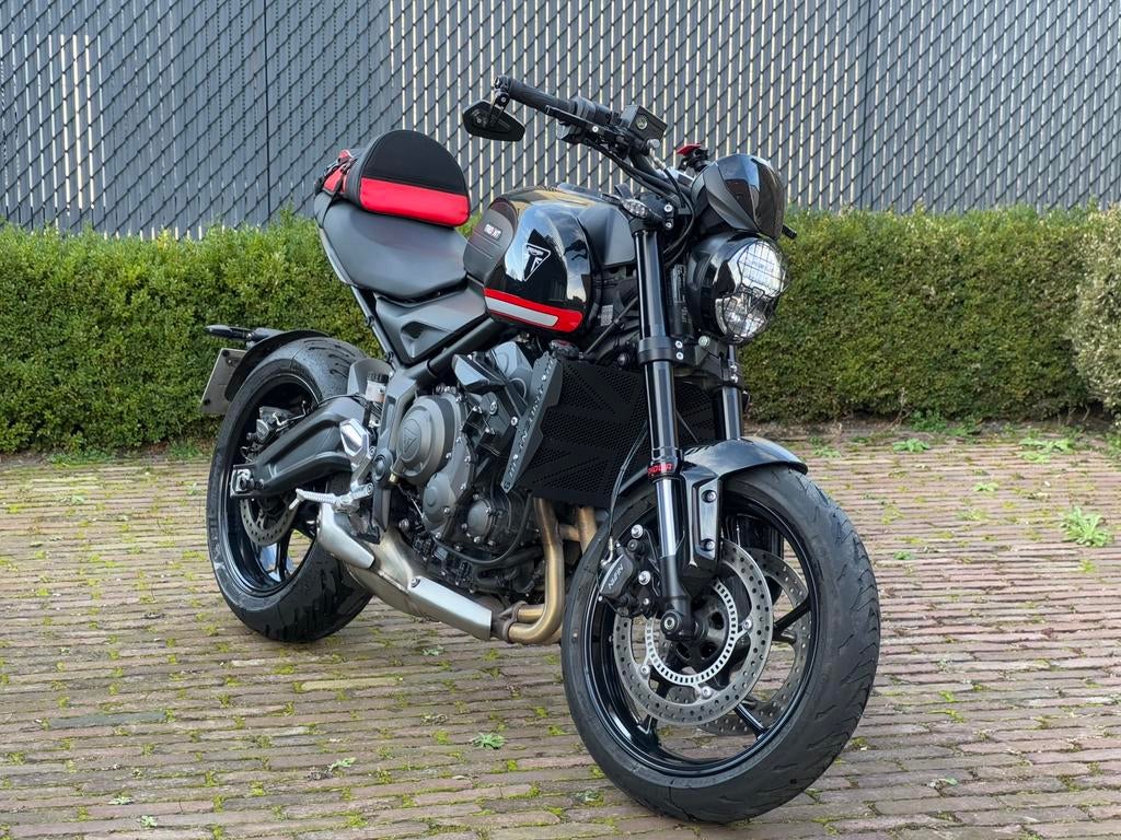 Triumph Trident 660, quickshifter & A2-fullpower, Motos, Motos | Triumph, Plus de 35 kW, Particulier, Permis Moto A2 minimum, 3 cylindres