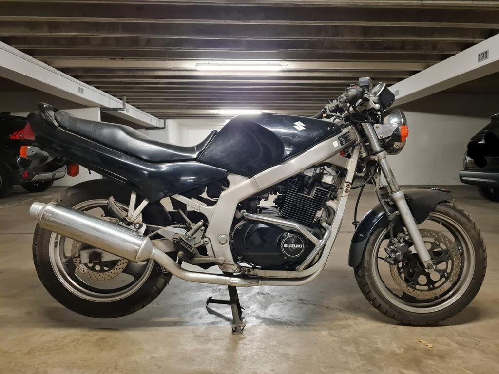 Suzuki GSE 500, Motos, Permis Moto A, 2 cylindres, 499 cm³, 12 à 35 kW