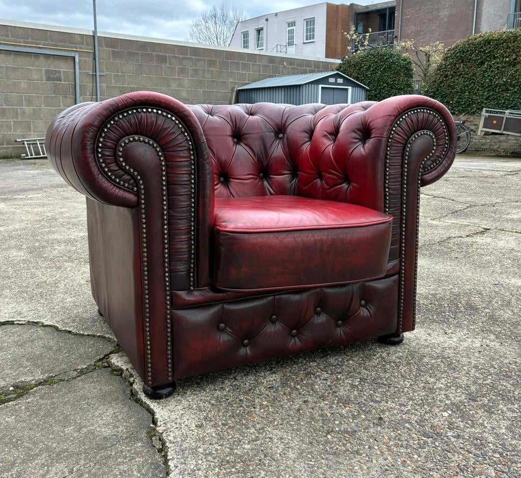 Mooie Chesterfield clubfauteuil kleur oxblood red, Huis en Inrichting, Ophalen, Gebruikt, Chesterfield, mancave, vintage, Leer