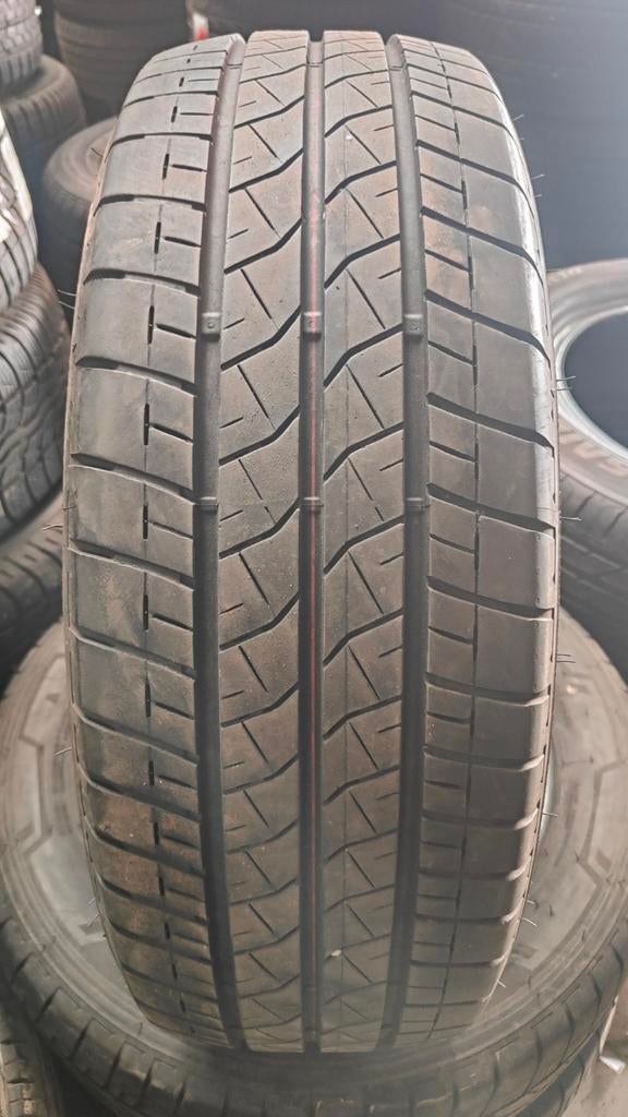215/60r17c Bridgestone 60€ per stuk met montage en balancere, Ophalen