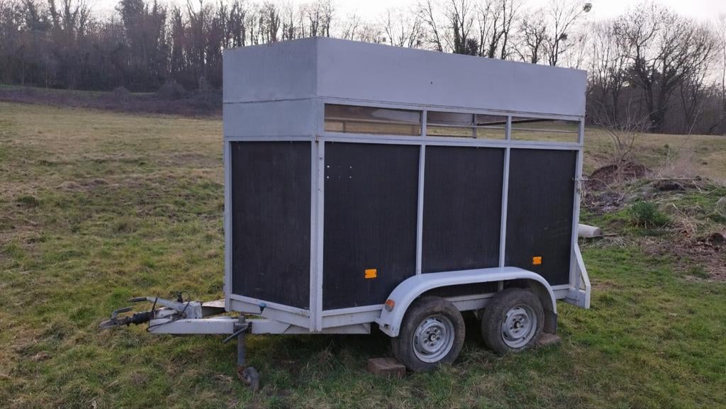 Van horses - veewagen, Ophalen, Gebruikt