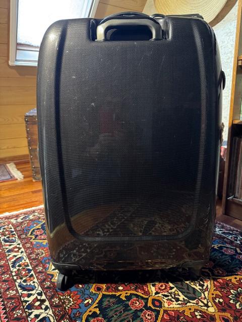 Valise rigide ultralégère Melvin – comme neuve, Bijoux, Sacs & Beauté, Sacs | Sacs de voyage & Petits Sacs de voyage, Enlèvement ou Envoi