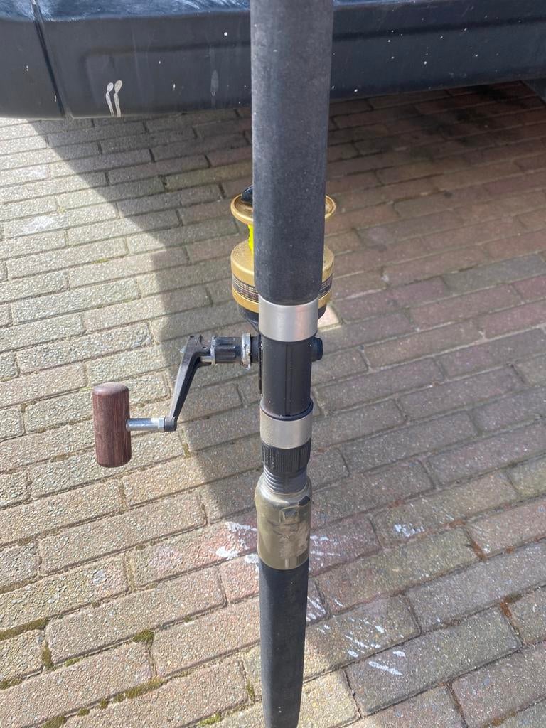 Cannes a peche, Enlèvement, Comme neuf