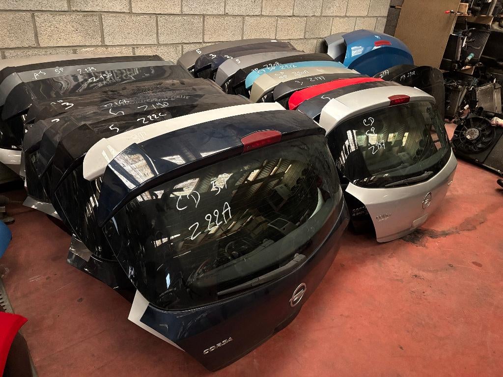 HAYON OPEL CORSA D, Ophalen, Gebruikt, Achterklep, RUE BRIGADE PIRON 307